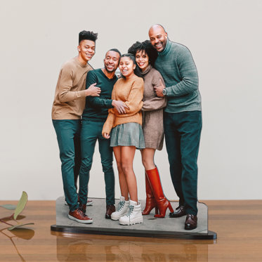 Mpix Photo Statuette Cut Out With A Family Photo