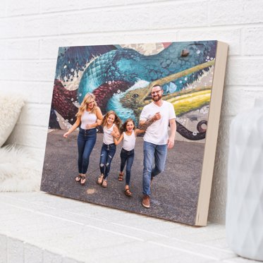 Mpix Wood Photo Print made of Sustainably Sourced Wood with a Family Picture